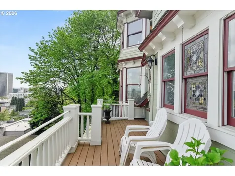 1931 SW 14th Avenue Portland OR 97201