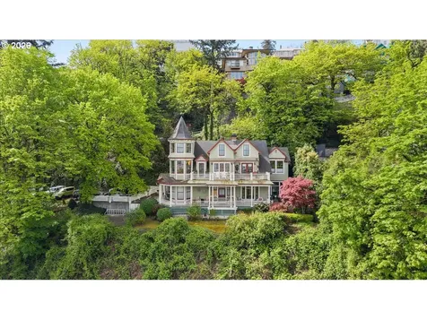 1931 SW 14th Avenue Portland OR 97201