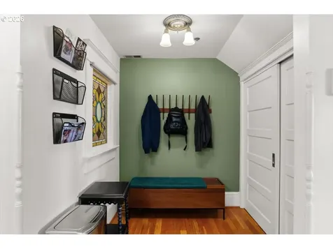 1931 SW 14th Avenue Portland OR 97201