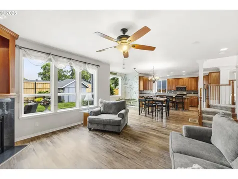 535 Maple Street Mt. Angel OR 97362
