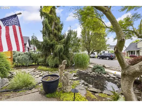 535 Maple Street Mt. Angel OR 97362