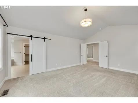 1009 NE 17th Avenue Canby OR 97013