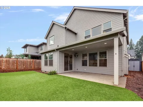 1009 NE 17th Avenue Canby OR 97013