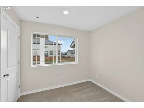 7522 NW Elise Avenue Portland OR 97229