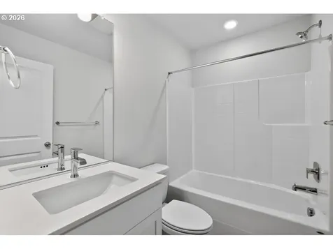 7522 NW Elise Avenue Portland OR 97229