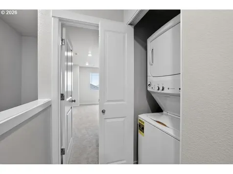 7522 NW Elise Avenue Portland OR 97229