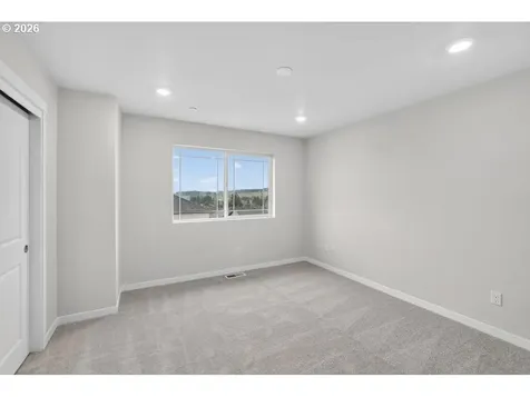 7522 NW Elise Avenue Portland OR 97229
