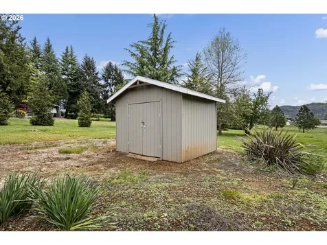 5819 Garden Valley Road Roseburg OR 97471