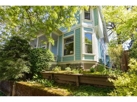 1842 1848 SE Ankeny Street Portland OR 97214