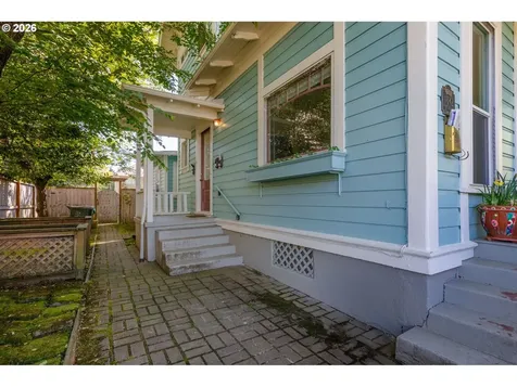1842 1848 SE Ankeny Street Portland OR 97214