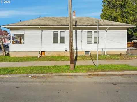 438 SE 30th Place Portland OR 97214