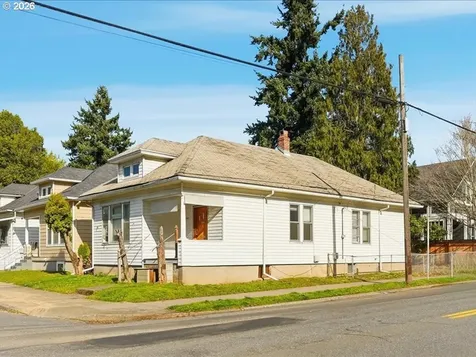 438 SE 30th Place Portland OR 97214