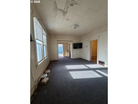 438 SE 30th Place Portland OR 97214