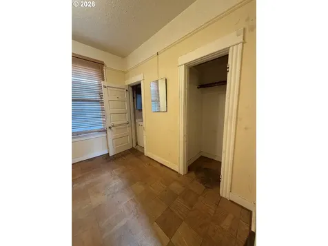 438 SE 30th Place Portland OR 97214