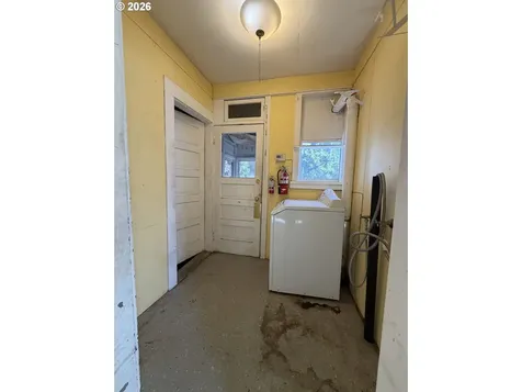 438 SE 30th Place Portland OR 97214