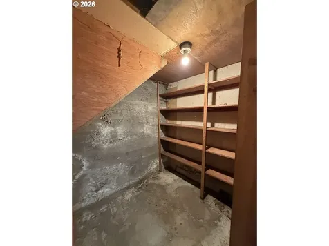 438 SE 30th Place Portland OR 97214
