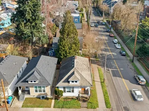 438 SE 30th Place Portland OR 97214