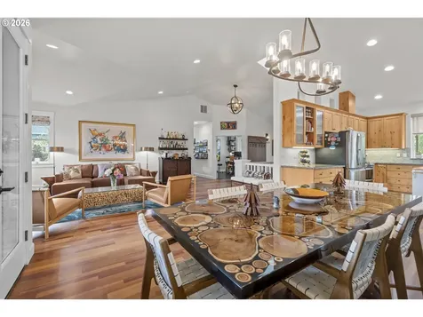 447 NW Mt Mazama Street Mcminnville OR 97128