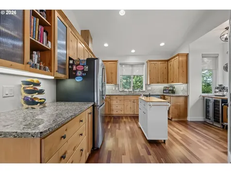 447 NW Mt Mazama Street Mcminnville OR 97128