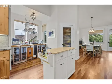 447 NW Mt Mazama Street Mcminnville OR 97128