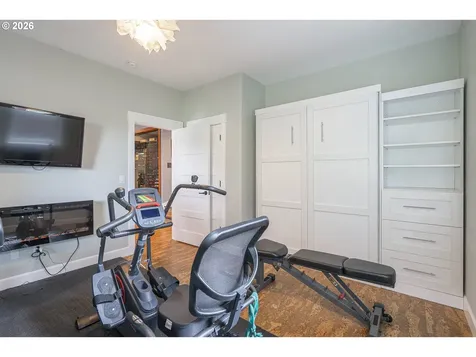 447 NW Mt Mazama Street Mcminnville OR 97128