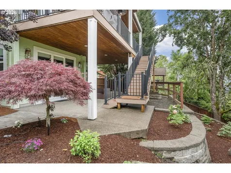 447 NW Mt Mazama Street Mcminnville OR 97128