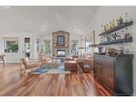 447 NW Mt Mazama Street Mcminnville OR 97128