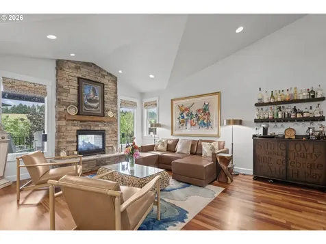 447 NW Mt Mazama Street Mcminnville OR 97128
