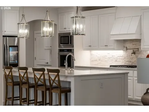4024 S Winery Way Ridgefield WA 98642