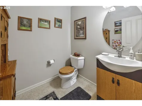 14105 NW 27th Avenue Vancouver WA 98685