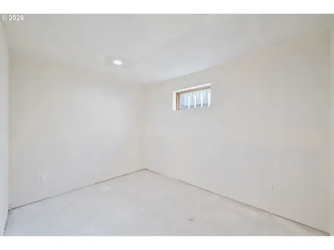 136 SW 3rd Avenue Castle Rock WA 98611