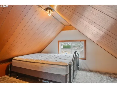 136 SW 3rd Avenue Castle Rock WA 98611