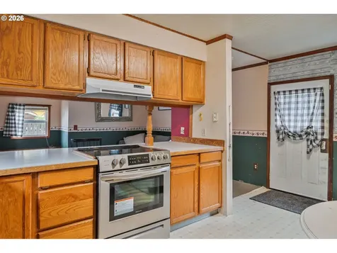 136 SW 3rd Avenue Castle Rock WA 98611