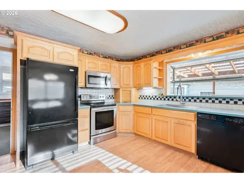 136 SW 3rd Avenue Castle Rock WA 98611