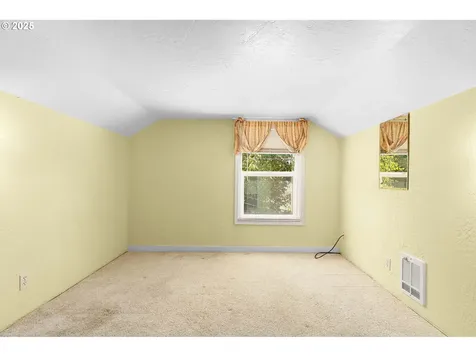 1016 W Ridgeview Court Roseburg OR 97471