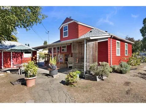 1016 W Ridgeview Court Roseburg OR 97471