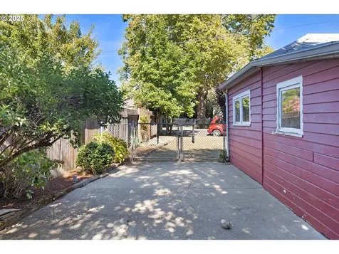 1016 W Ridgeview Court Roseburg OR 97471