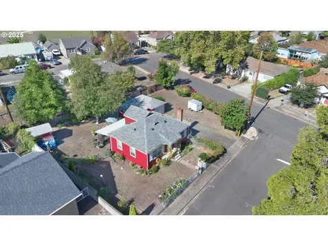 1016 W Ridgeview Court Roseburg OR 97471