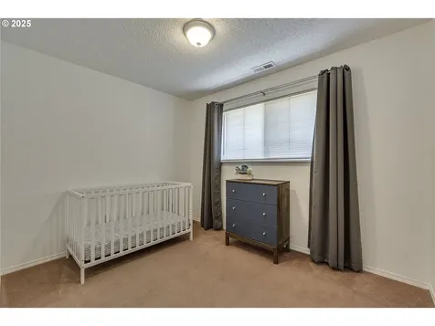 5300 SE Henderson Street Portland OR 97206
