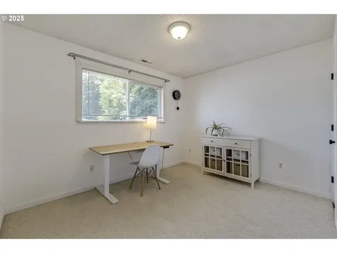 5300 SE Henderson Street Portland OR 97206