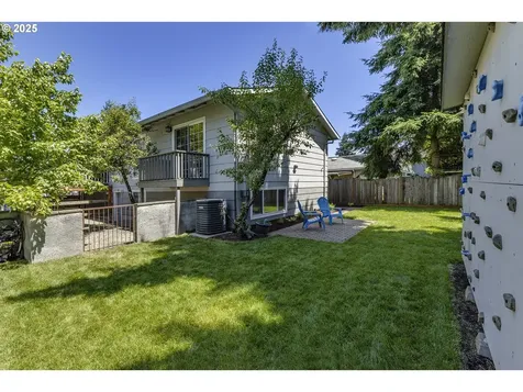 5300 SE Henderson Street Portland OR 97206