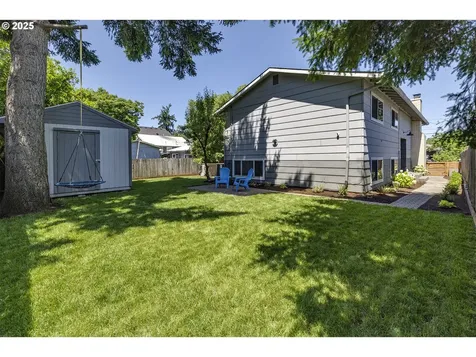 5300 SE Henderson Street Portland OR 97206