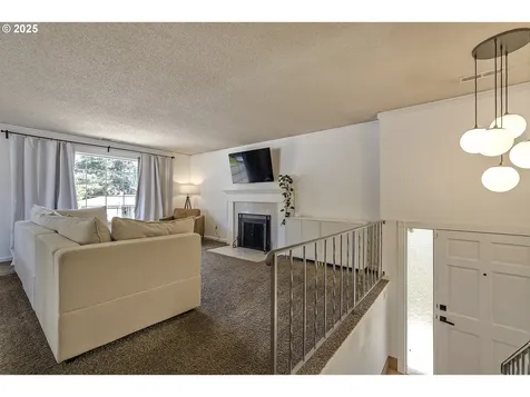5300 SE Henderson Street Portland OR 97206