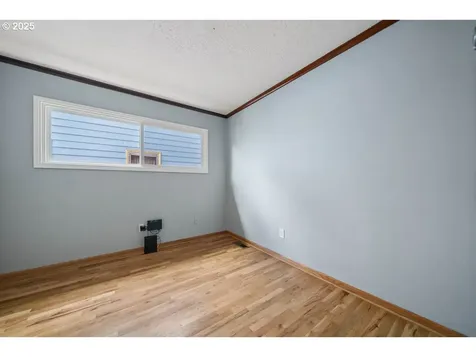 5723 SE Francis Street Portland OR 97206