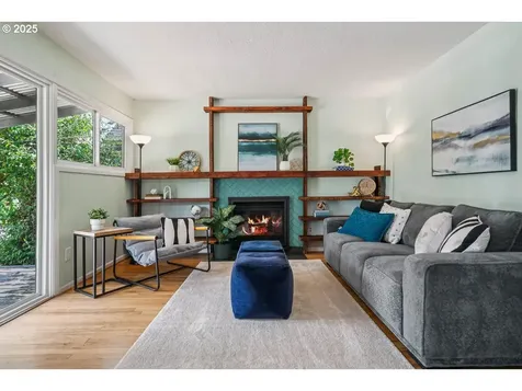 5723 SE Francis Street Portland OR 97206