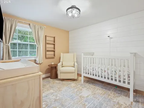 9637 SW 51st Avenue Portland OR 97219