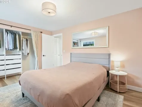 9637 SW 51st Avenue Portland OR 97219