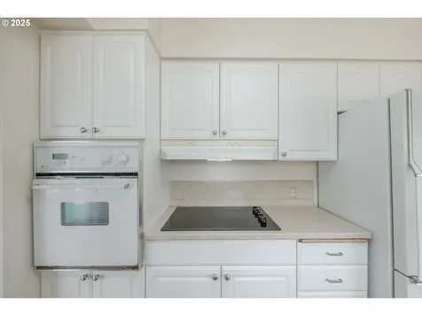 1236 Redwood Street NW Salem OR 97304