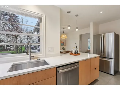 2515 N Baldwin Street Portland OR 97217