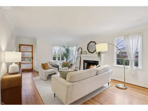 2515 N Baldwin Street Portland OR 97217